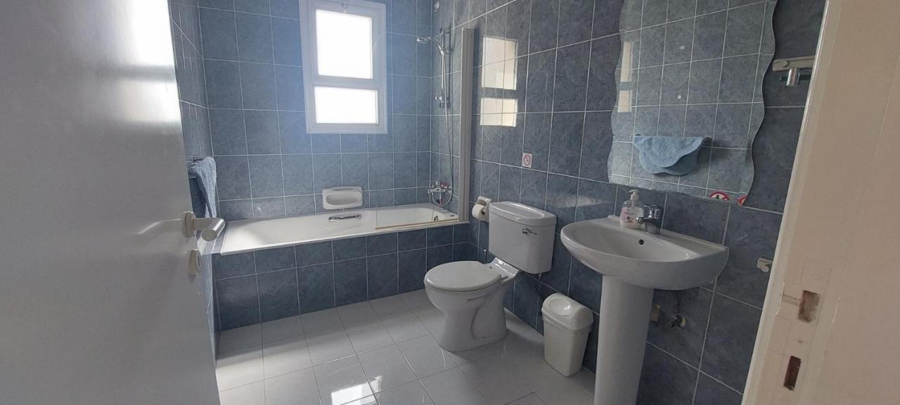 Spacious 2 bedroom apartment Peyia Exterior foto